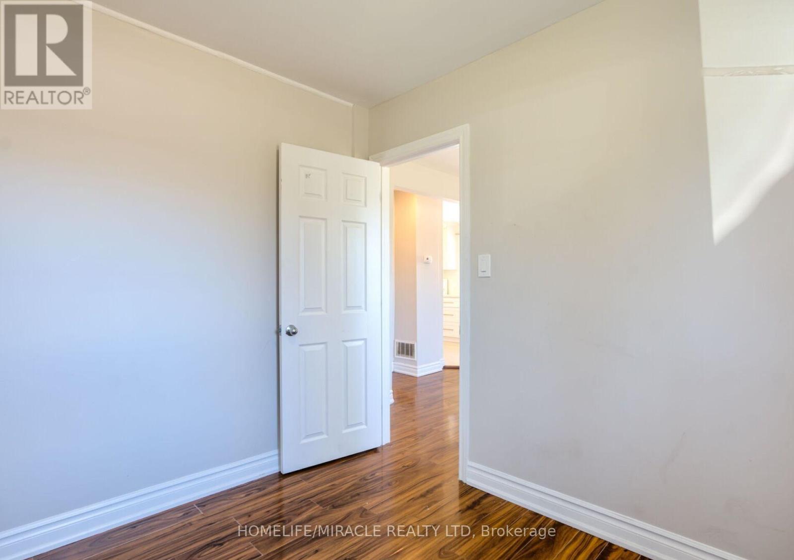 72 Frederick Street, Brampton, Ontario L6Y 1G8 - Photo 14 - W12907414