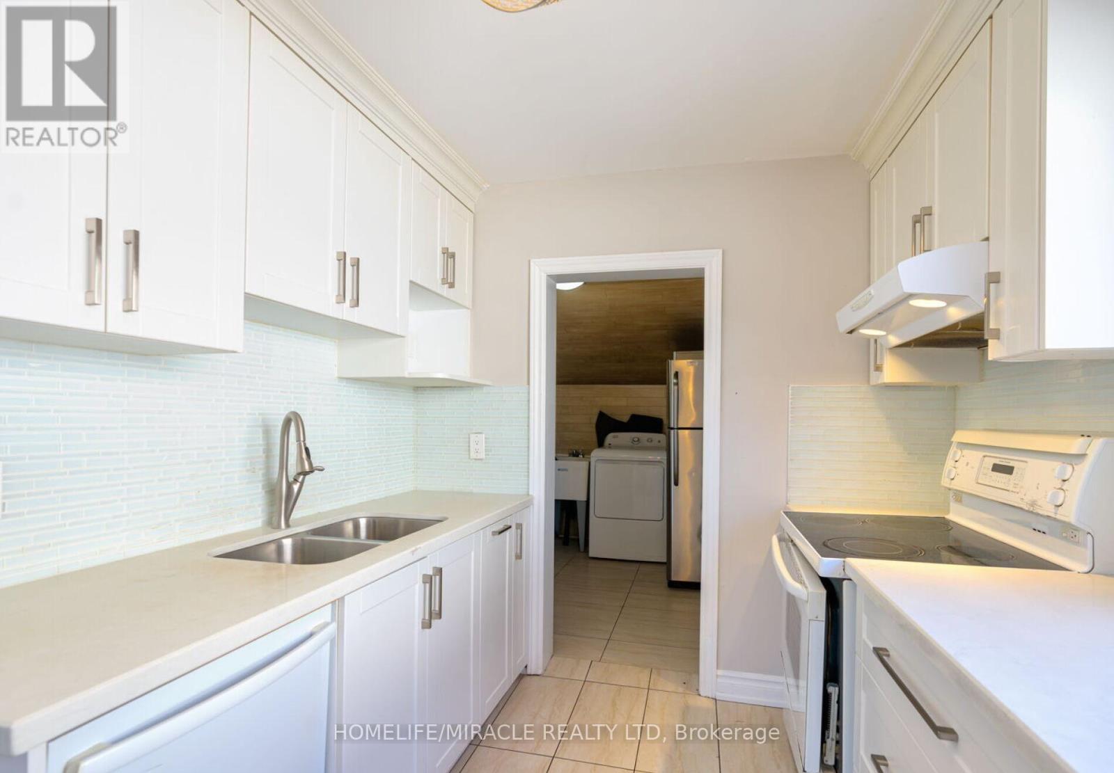 72 Frederick Street, Brampton, Ontario L6Y 1G8 - Photo 7 - W12907414