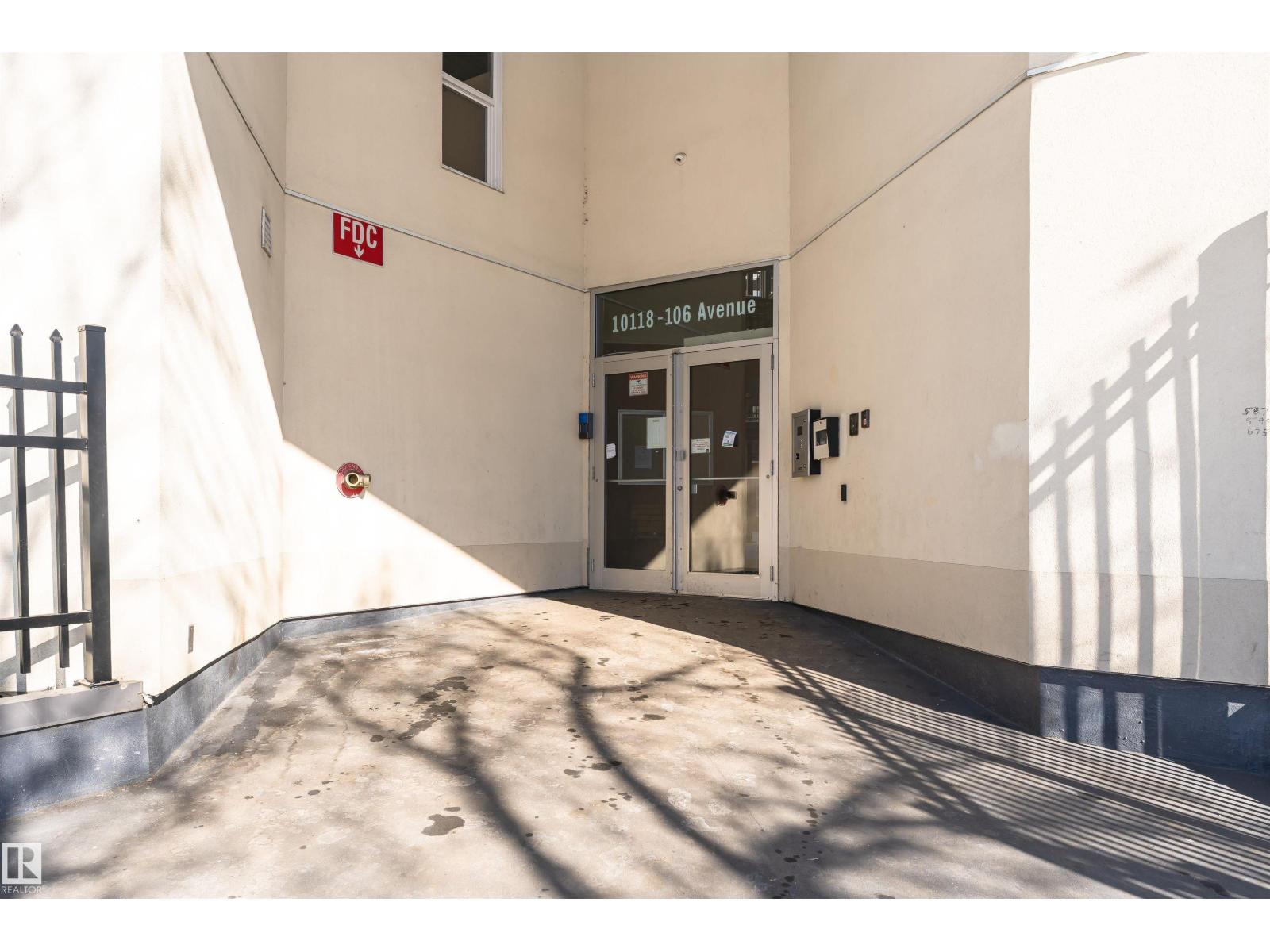 #107 10118 106 Av Nw, Edmonton, Alberta  T5H 0B8 - Photo 5 - E4478619