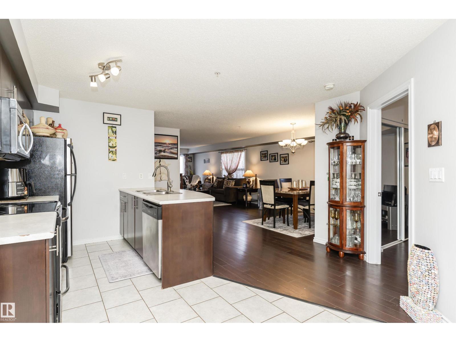 #107 10118 106 Av Nw, Edmonton, Alberta  T5H 0B8 - Photo 9 - E4478619