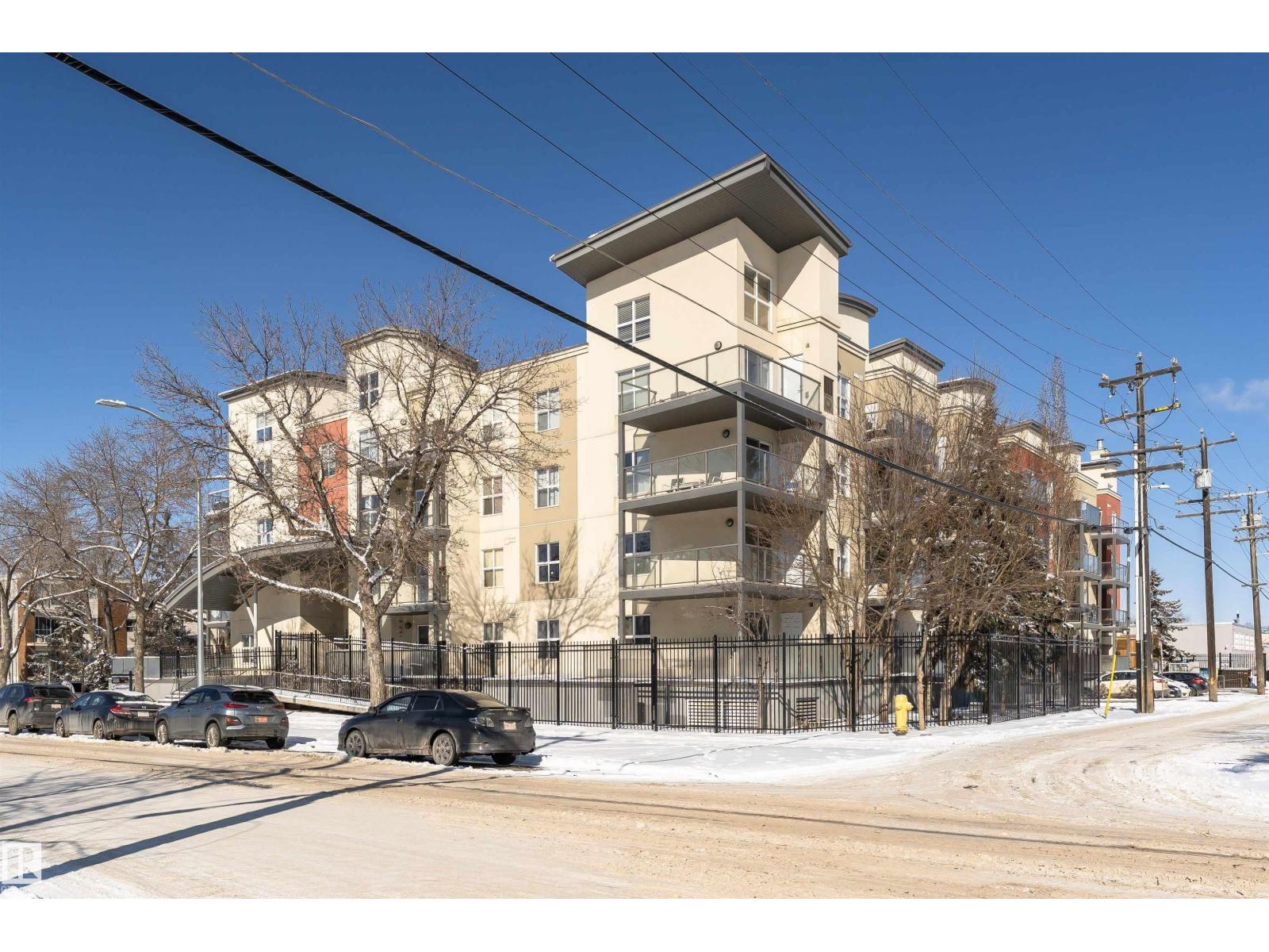 #107 10118 106 Av Nw, Edmonton, Alberta  T5H 0B8 - Photo 3 - E4478619