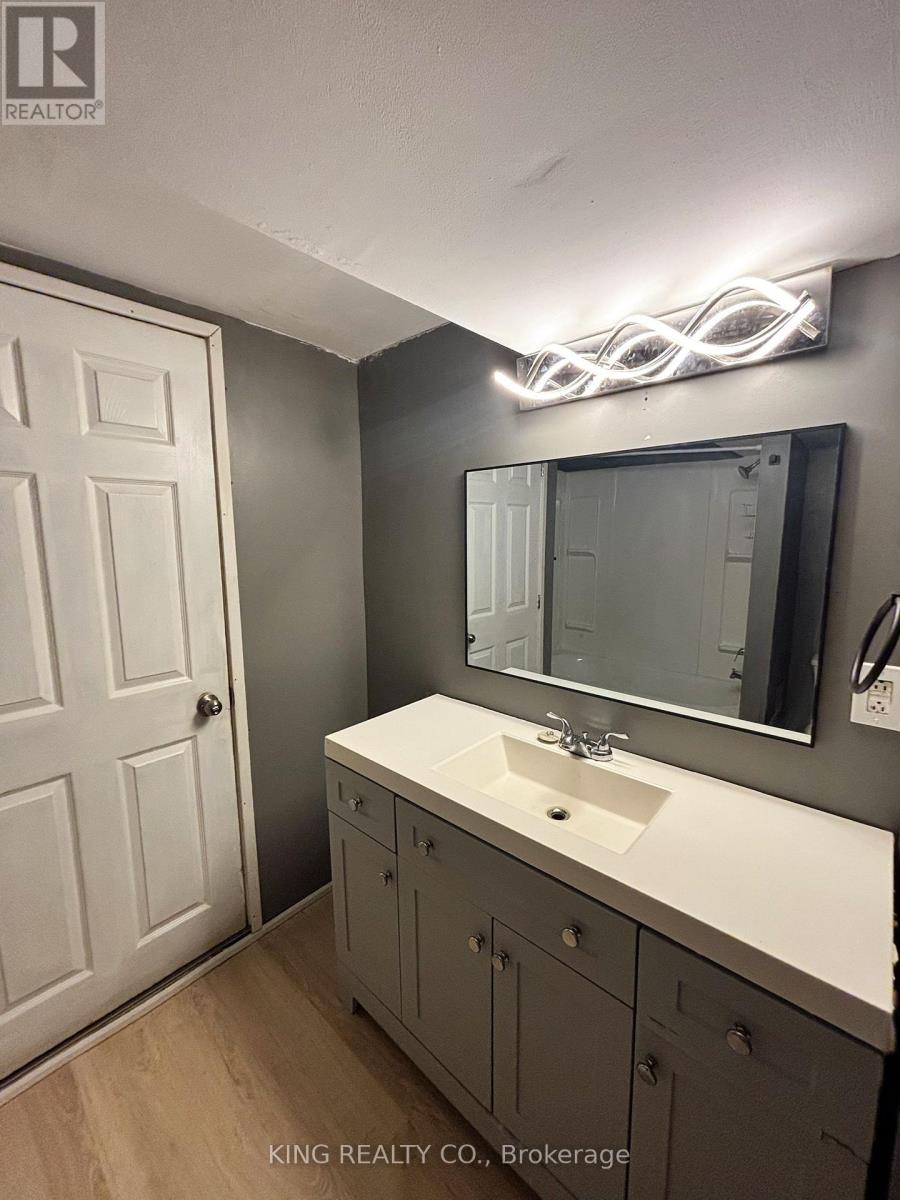 3 - 58 Carlton Street, St. Catharines, Ontario  L2R 1P8 - Photo 14 - X12907322