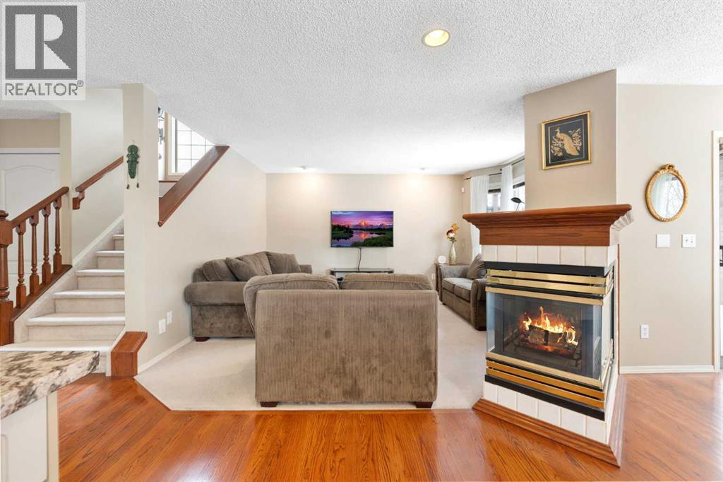 69 Hampstead Gardens Nw, Calgary, Alberta  T3A 5Y5 - Photo 6 - A2294451