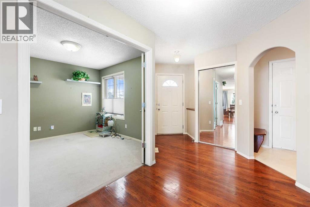 69 Hampstead Gardens Nw, Calgary, Alberta  T3A 5Y5 - Photo 29 - A2294451