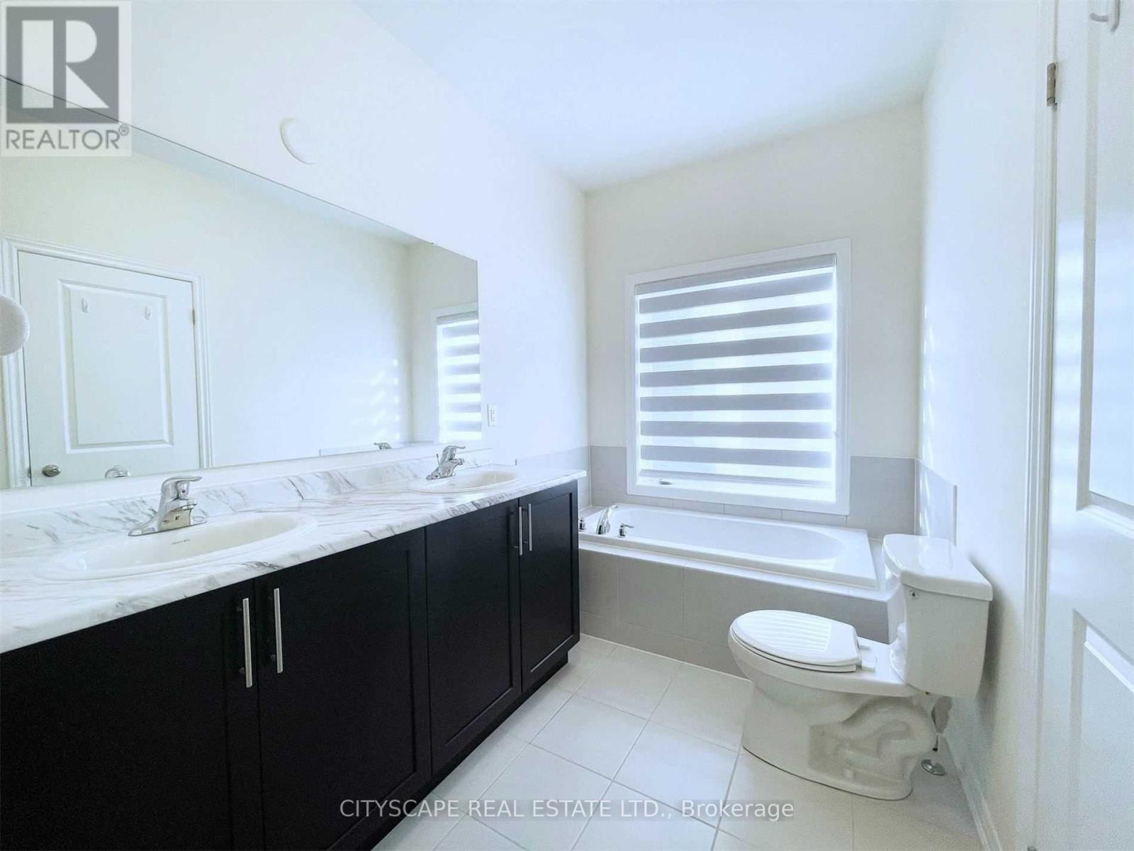 253 Clockwork Drive, Brampton, Ontario  L7A 5C7 - Photo 13 - W12907336