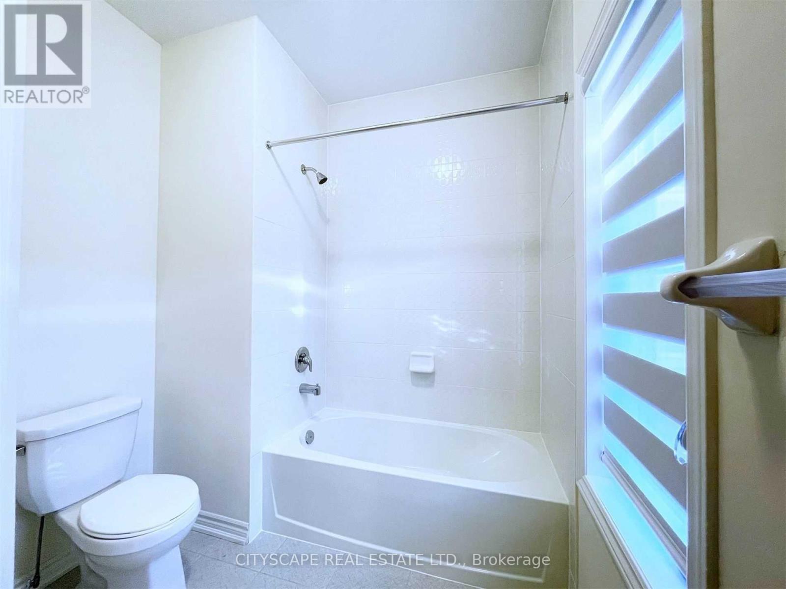 253 Clockwork Drive, Brampton, Ontario  L7A 5C7 - Photo 16 - W12907336