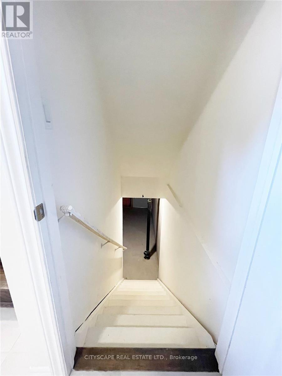 253 Clockwork Drive, Brampton, Ontario  L7A 5C7 - Photo 21 - W12907336