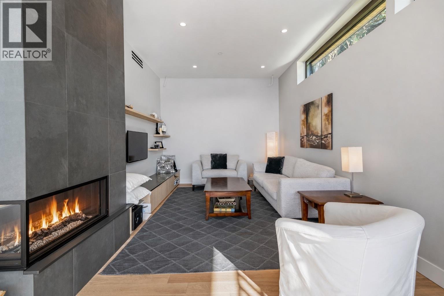 13221 Pinehaven Way, Garden Bay, British Columbia  V0N 1S1 - Photo 16 - R3102162