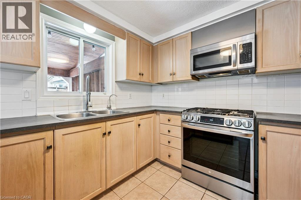 16 Merlene Court, Cambridge, Ontario  N3C 4G1 - Photo 21 - 40803738