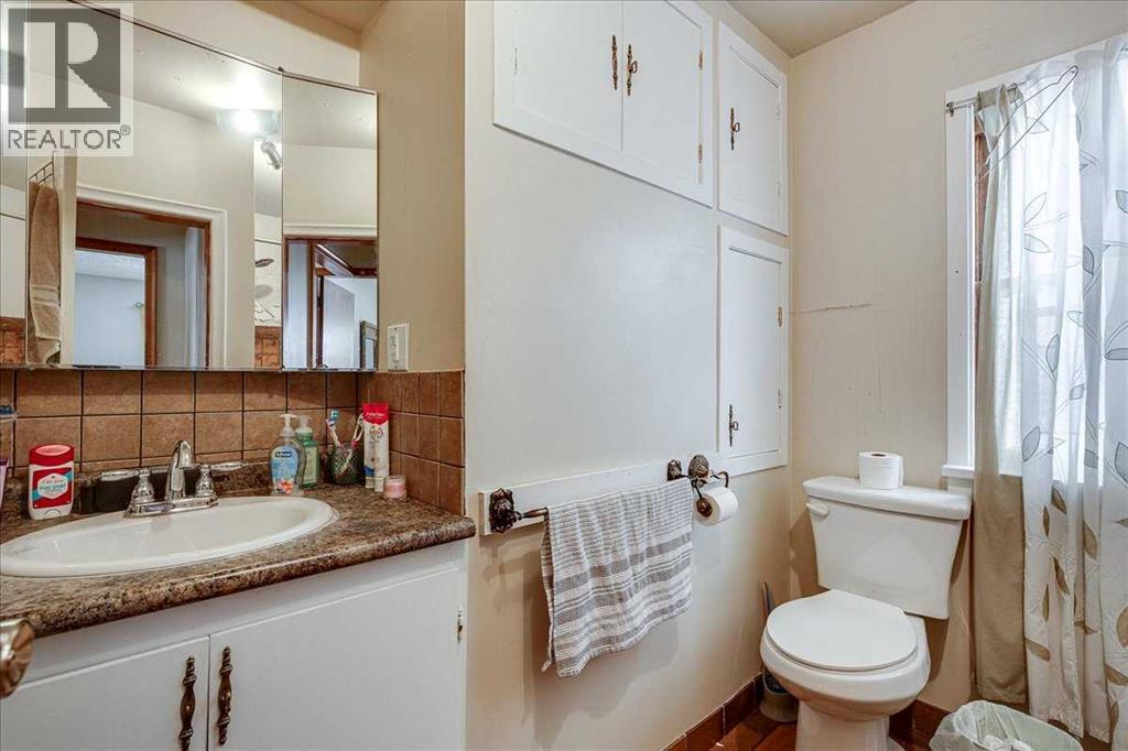 3912 55 Avenue, Red Deer, Alberta  T4N 4N4 - Photo 12 - A2293035