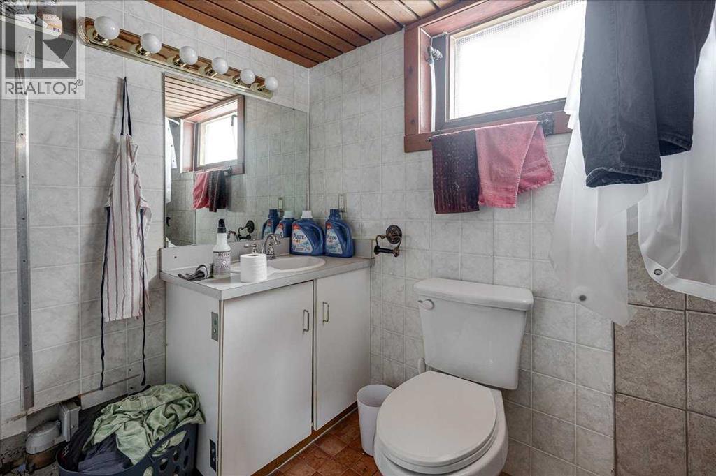 3912 55 Avenue, Red Deer, Alberta  T4N 4N4 - Photo 29 - A2293035