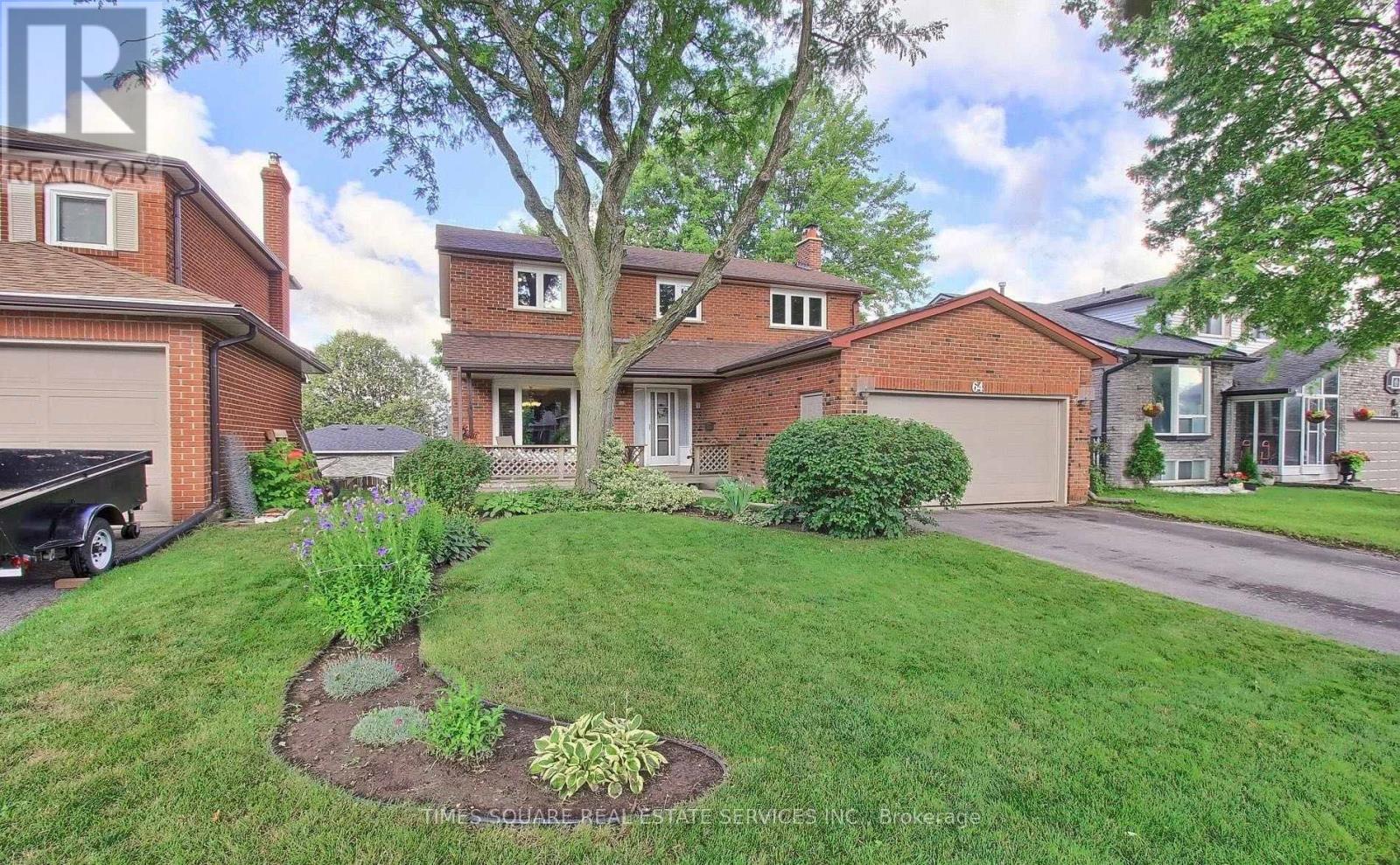 64 LOWE BOULEVARD, Newmarket, Ontario