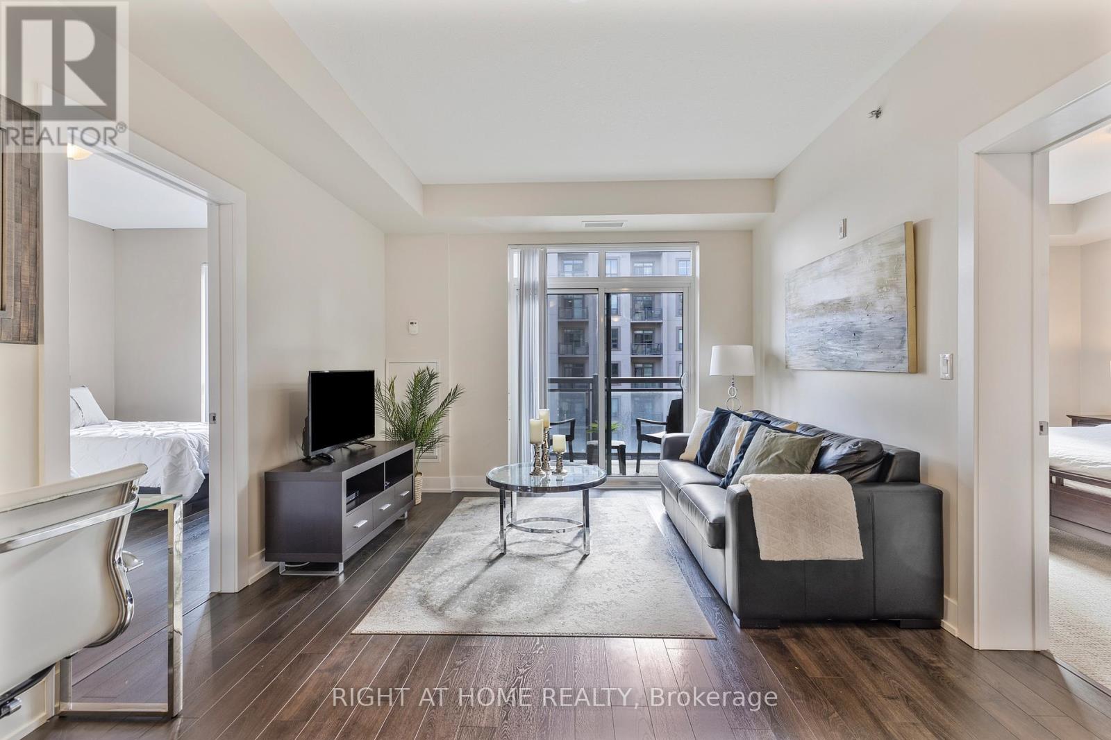 423 - 2486 Old Bronte Road, Oakville, Ontario L6M 4J2 - Photo 7 - W12907428