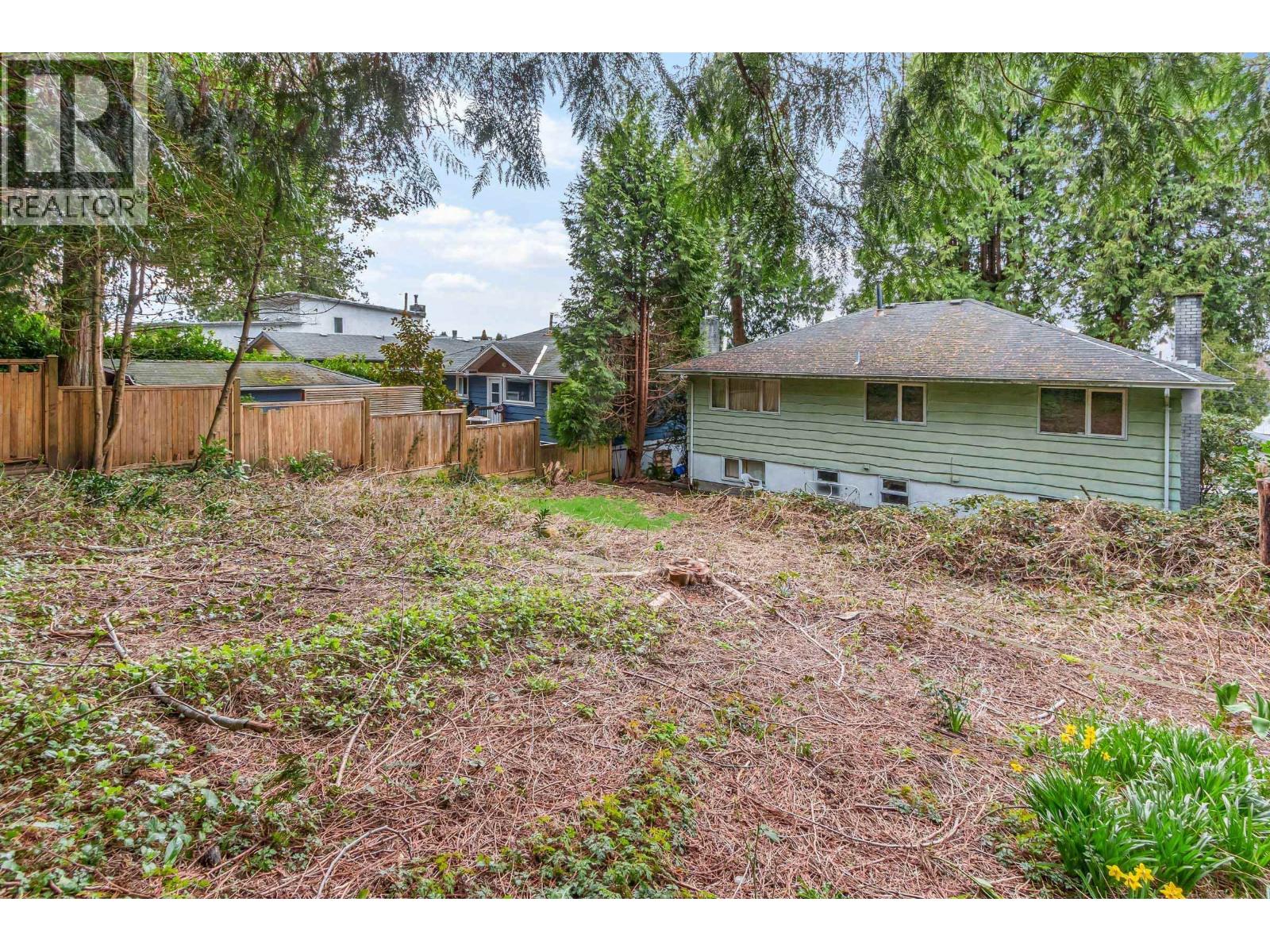 1928 Ridgeway Avenue, North Vancouver, British Columbia  V7L 3S7 - Photo 24 - R3100467