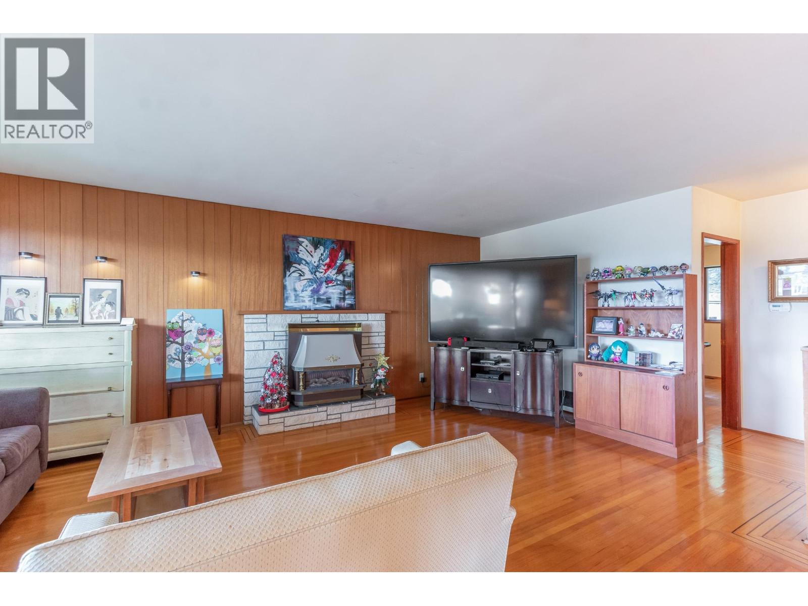 1928 Ridgeway Avenue, North Vancouver, British Columbia  V7L 3S7 - Photo 6 - R3100467