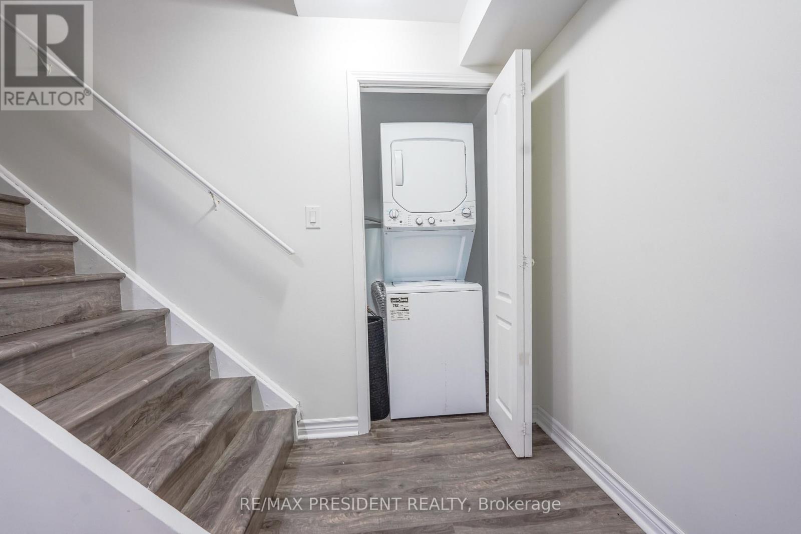 16 Bassett Crescent, Brampton, Ontario  L6X 5G2 - Photo 37 - W12906088