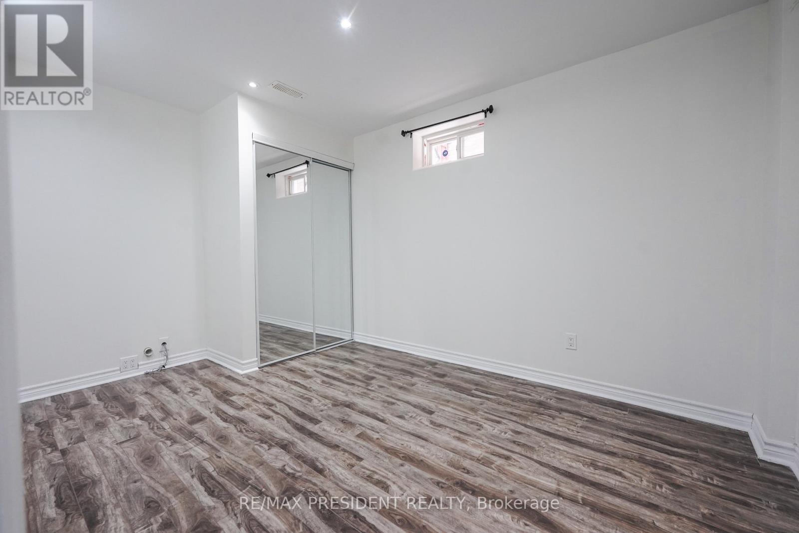 16 Bassett Crescent, Brampton, Ontario  L6X 5G2 - Photo 34 - W12906088