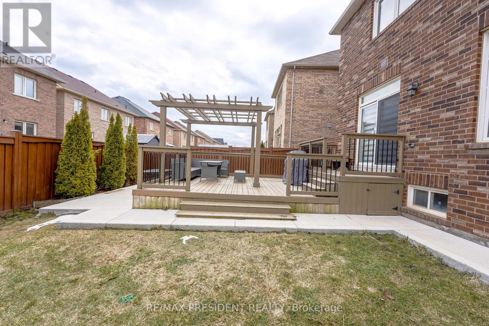 16 Bassett Crescent, Brampton, Ontario  L6X 5G2 - Photo 41 - W12906088