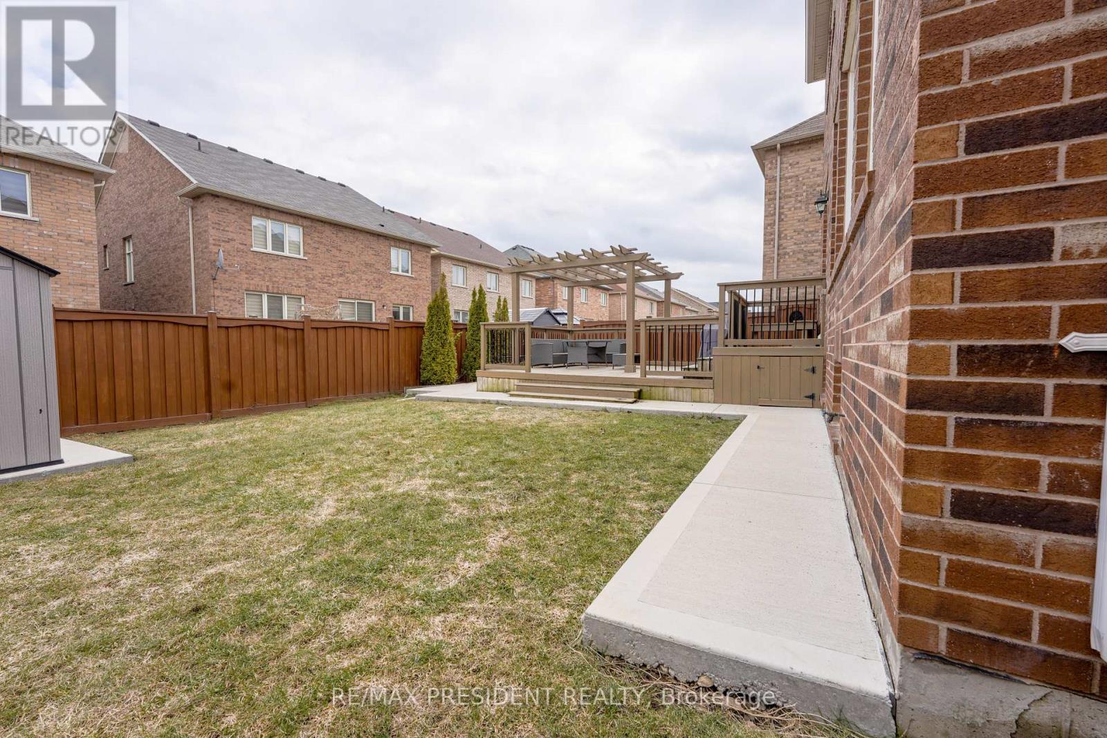 16 Bassett Crescent, Brampton, Ontario  L6X 5G2 - Photo 43 - W12906088