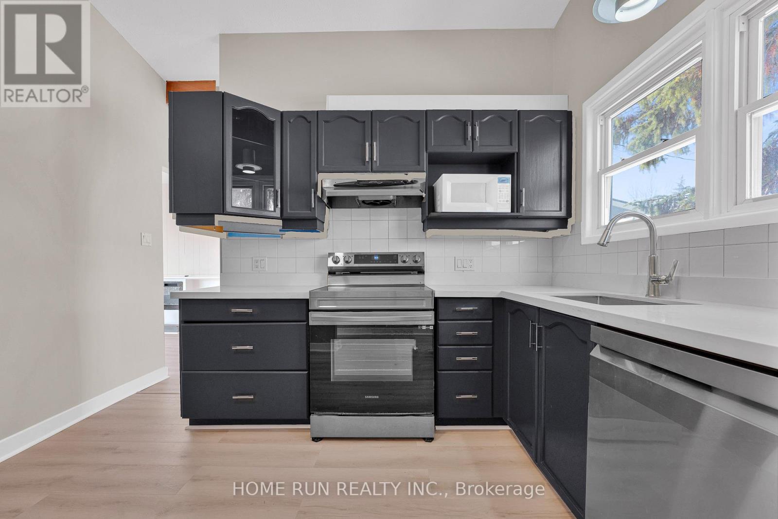 1259 Meadowlands Drive E, Ottawa, Ontario  K2E 6K4 - Photo 16 - X12907436