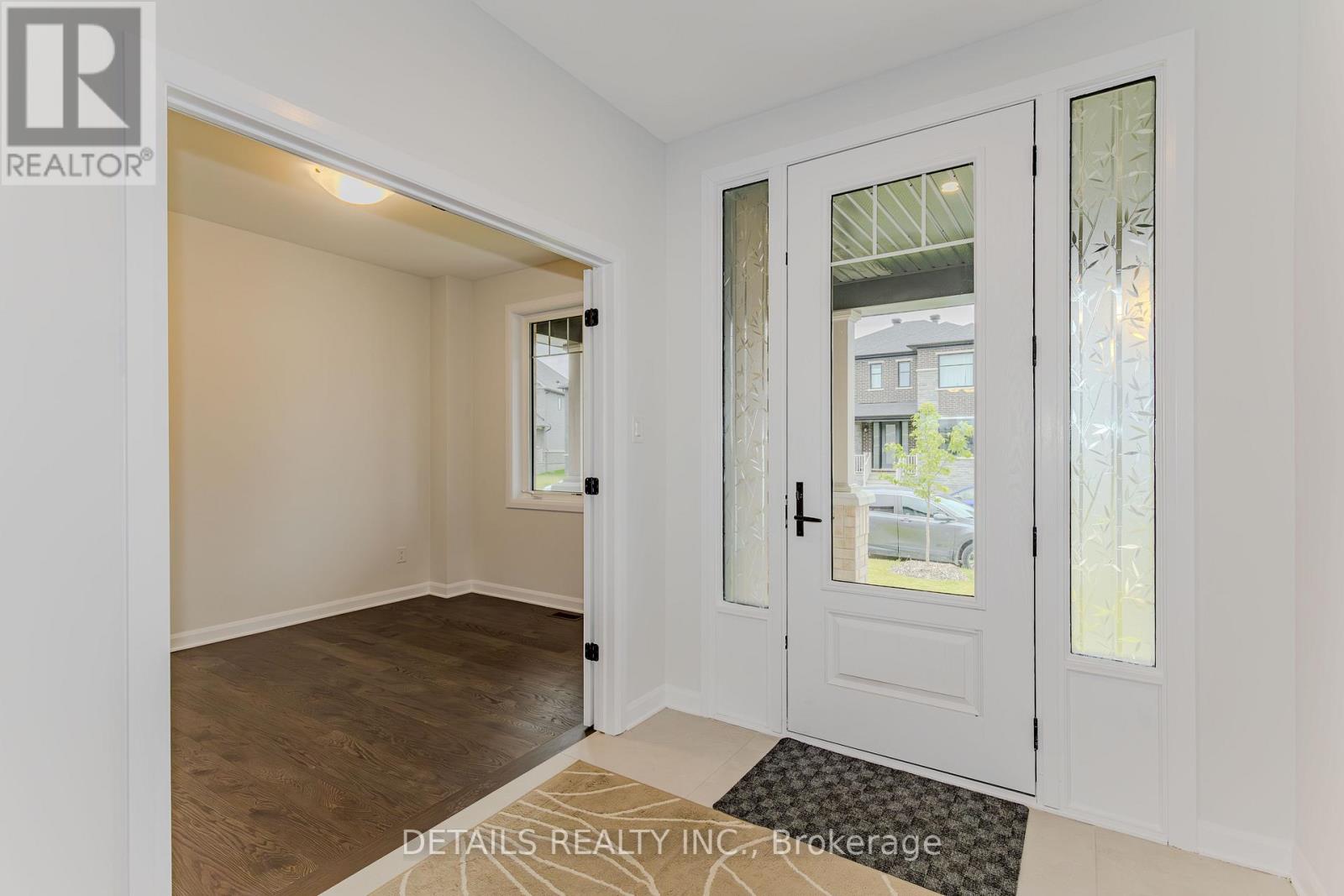 583 Anchor Circle, Ottawa, Ontario  K4M 0X4 - Photo 2 - X12907458