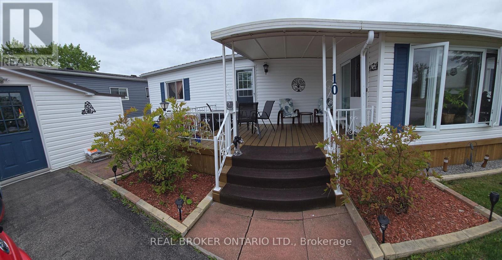 10 - 3033 Townline Road, Fort Erie, Ontario  L0S 1S1 - Photo 2 - X12907444