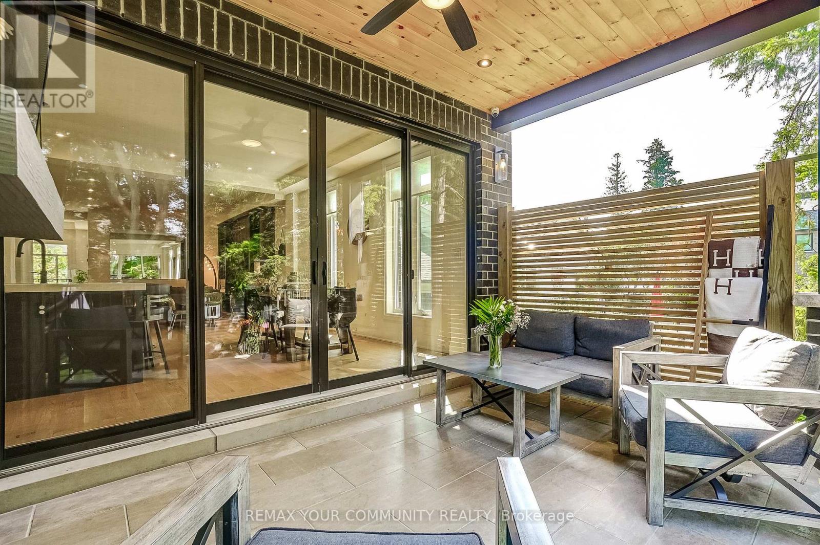 116 Lucas Street, Richmond Hill, Ontario  L4C 4P5 - Photo 20 - N12882554