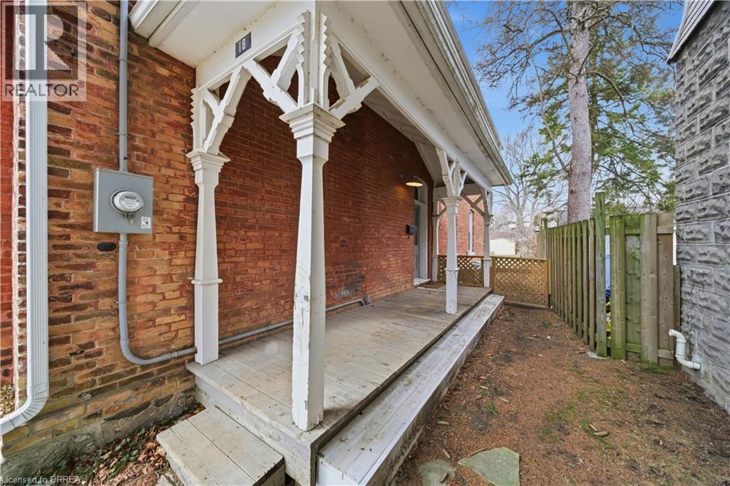 18 Charlotte Street, Paris, Ontario  N3L 1N1 - Photo 3 - 40811711