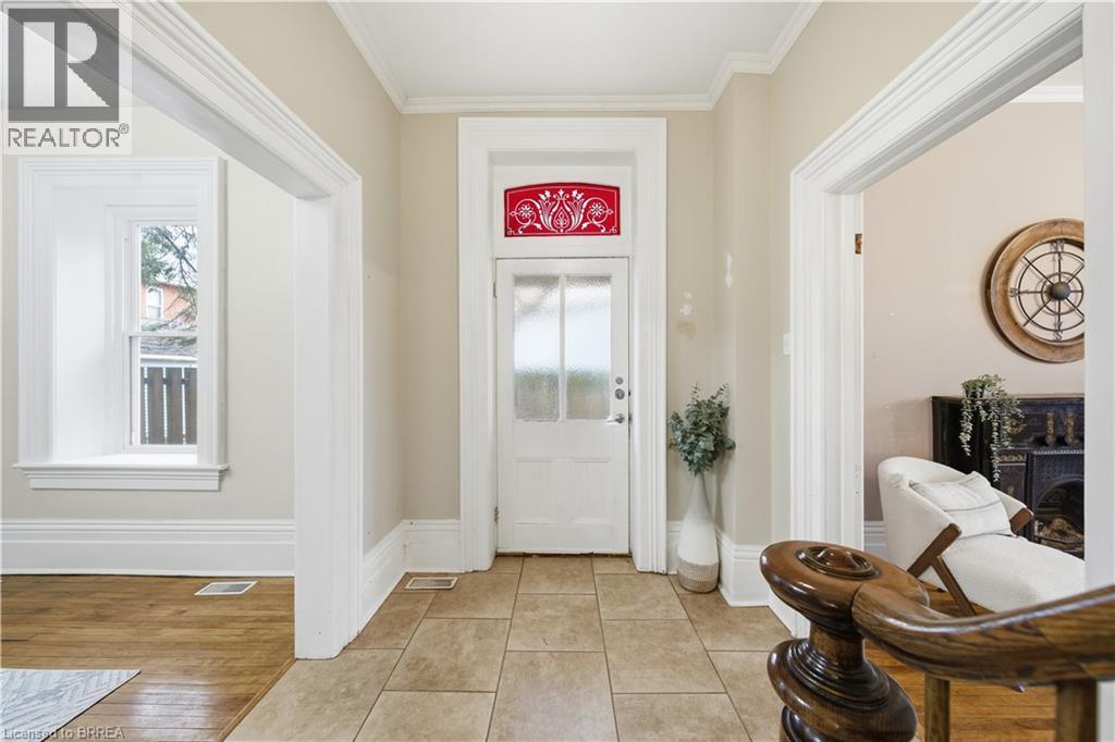 18 Charlotte Street, Paris, Ontario  N3L 1N1 - Photo 5 - 40811711