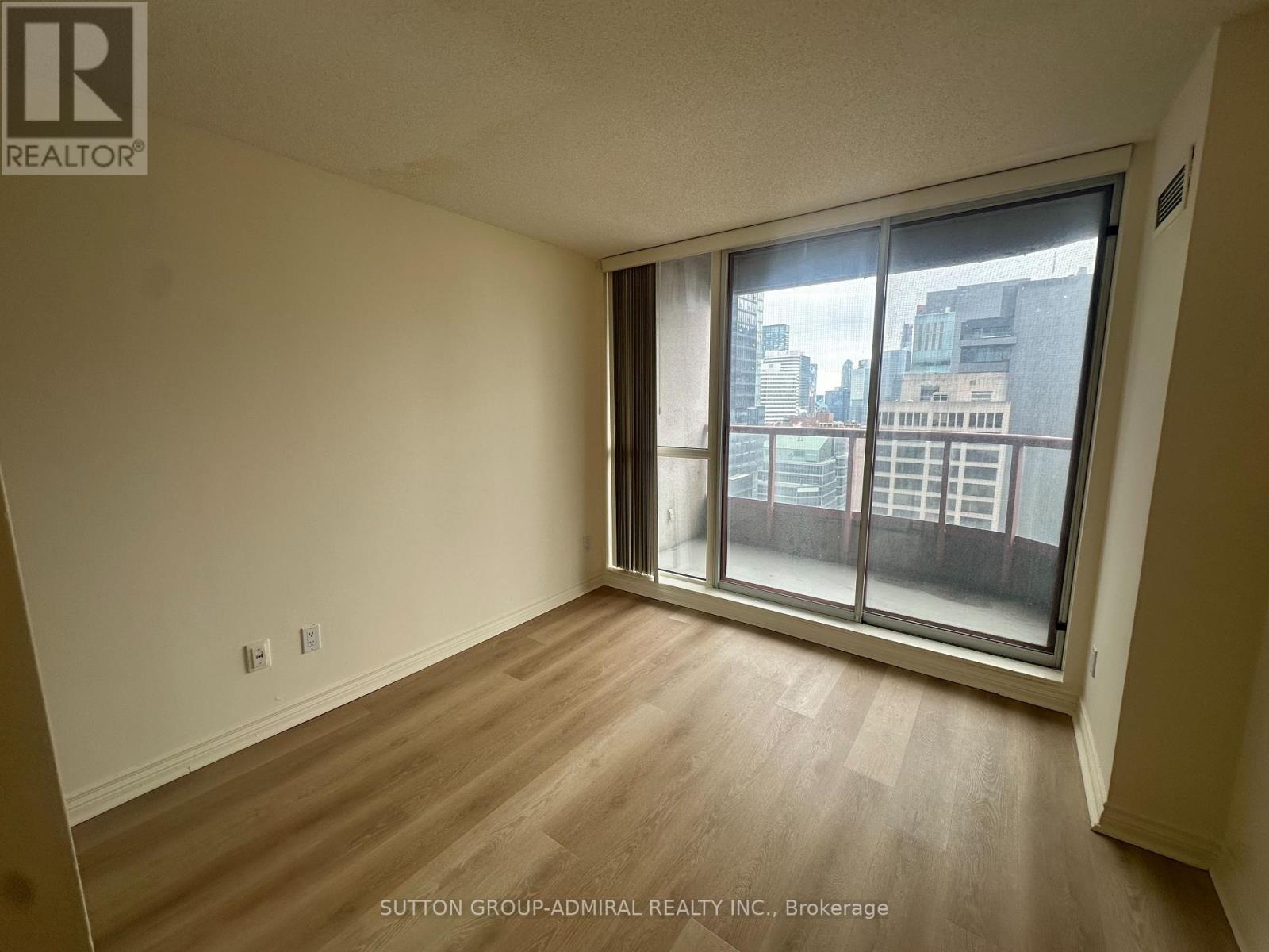 3102 - 736 Bay Street, Toronto, Ontario  M5G 1N6 - Photo 3 - C12873898