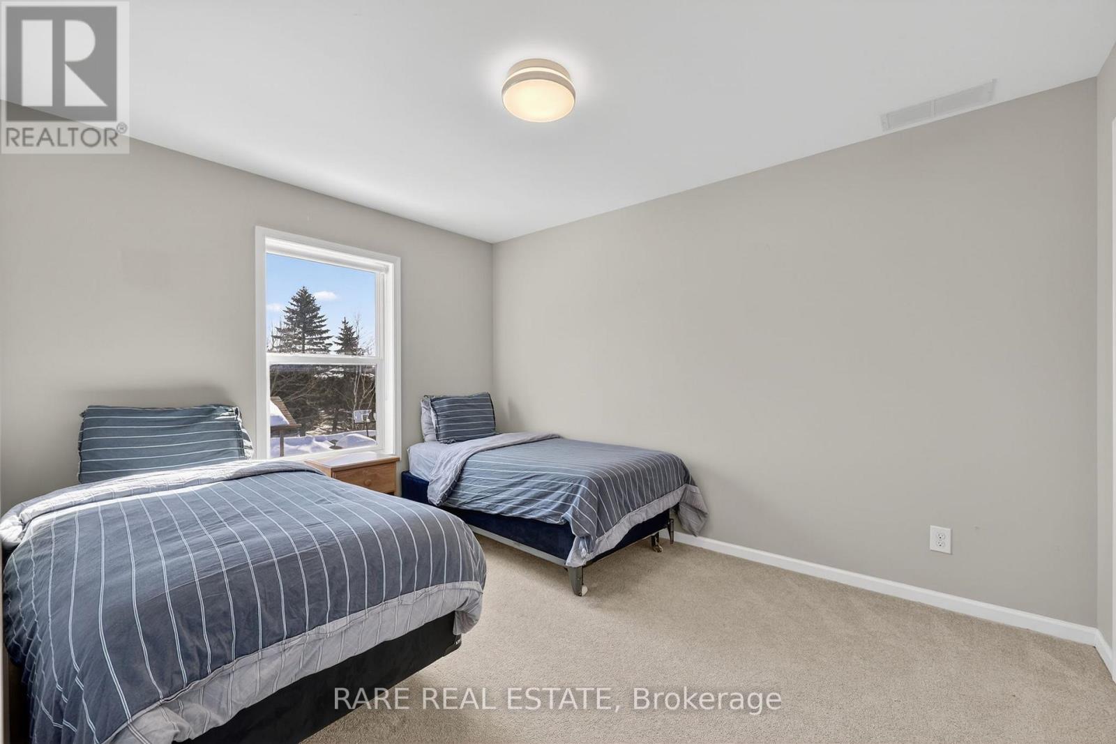 1231 Temple Avenue, Innisfil, Ontario  L0L 1C0 - Photo 13 - N12864386