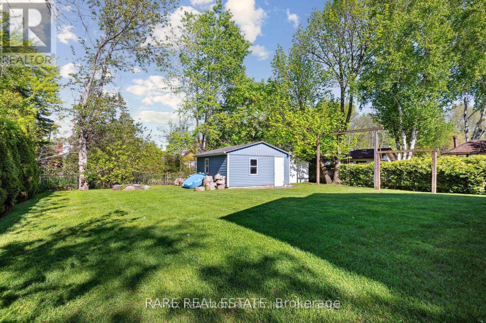 1231 Temple Avenue, Innisfil, Ontario  L0L 1C0 - Photo 25 - N12864386