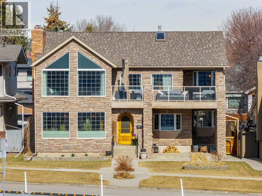 228 Crescent Road Nw, Calgary, Alberta  T2M 4A3 - Photo 7 - A2291752