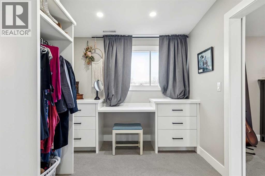 228 Crescent Road Nw, Calgary, Alberta  T2M 4A3 - Photo 35 - A2291752