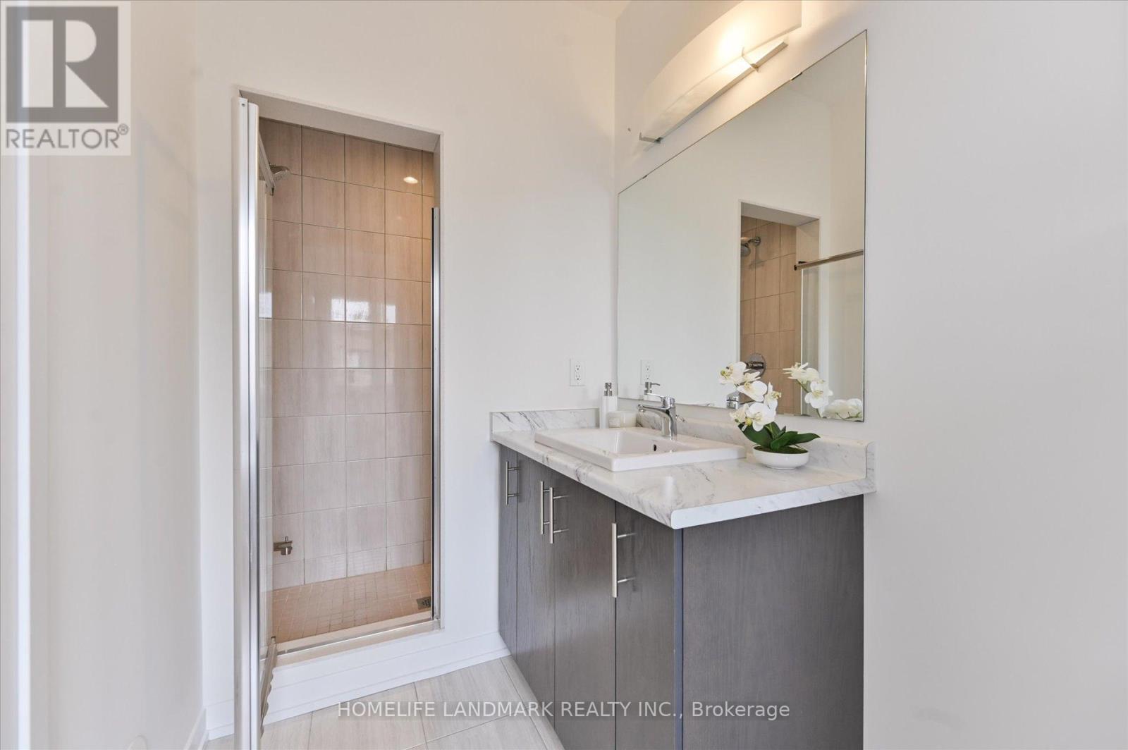 164 Salterton Circle, Vaughan, Ontario  L6A 4Z2 - Photo 18 - N12904912