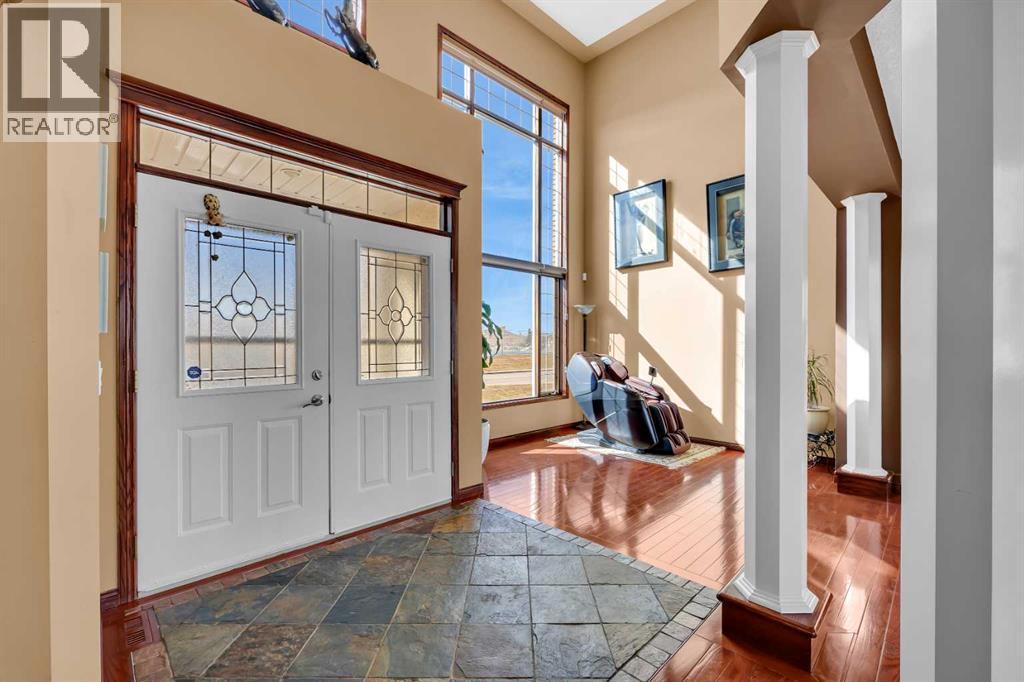 10409 Hamptons Boulevard Nw, Calgary, Alberta  T3A 6A3 - Photo 3 - A2294636