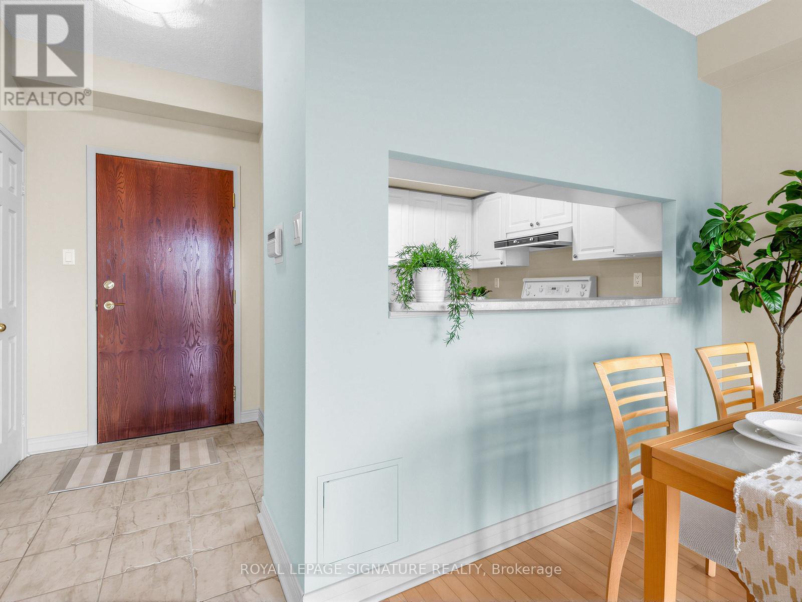 507 - 800 Sheppard Avenue W, Toronto, Ontario  M3H 6B4 - Photo 4 - C12899262