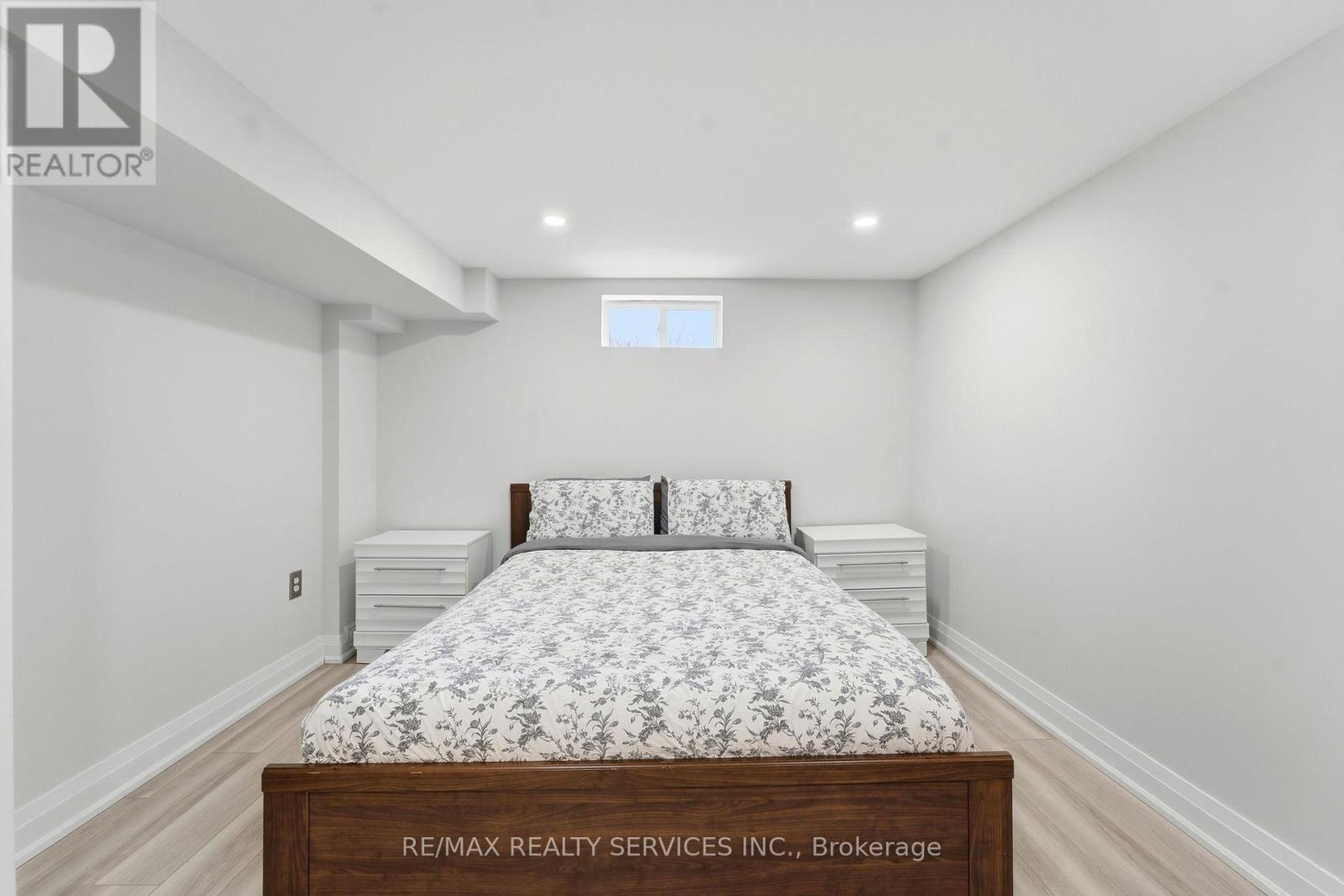 Bsmt - 1305 Consort Crescent, Burlington (Palmer), Ontario  L7M 1J8 - Photo 17 - W12907472