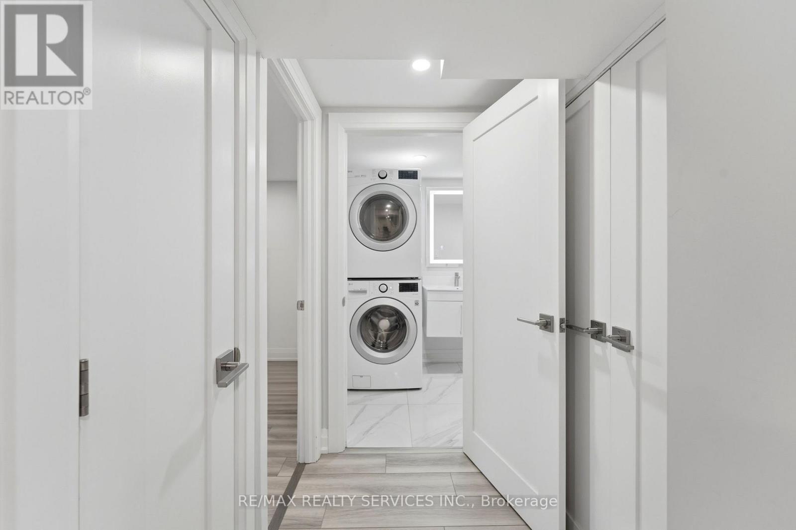 Bsmt - 1305 Consort Crescent, Burlington (Palmer), Ontario  L7M 1J8 - Photo 23 - W12907472