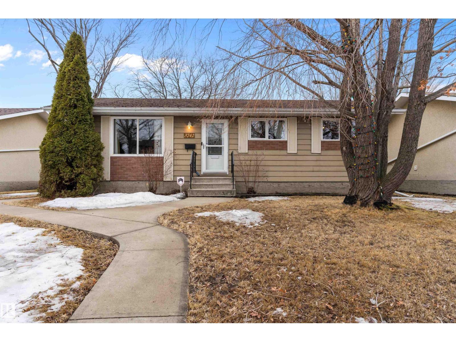 3742 53 ST, wetaskiwin, Alberta