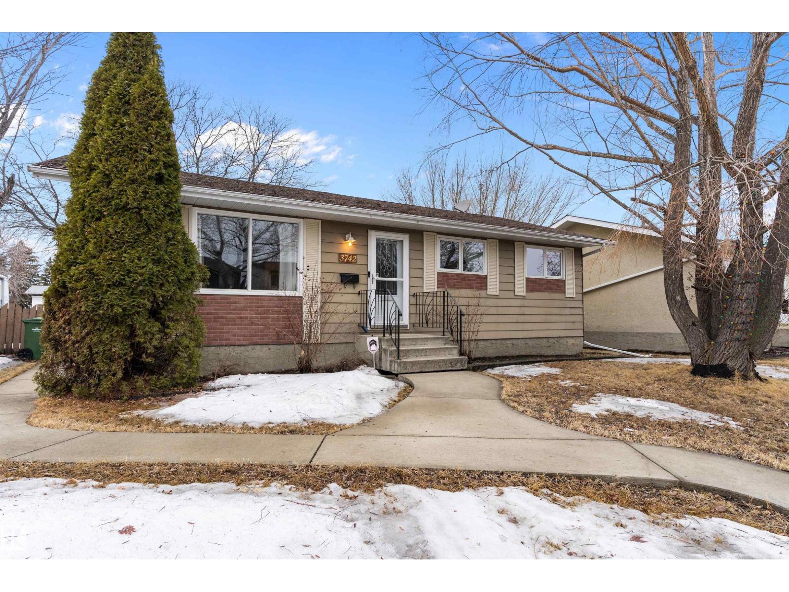 3742 53 St, Wetaskiwin, Alberta  T9A 2K7 - Photo 2 - E4478625