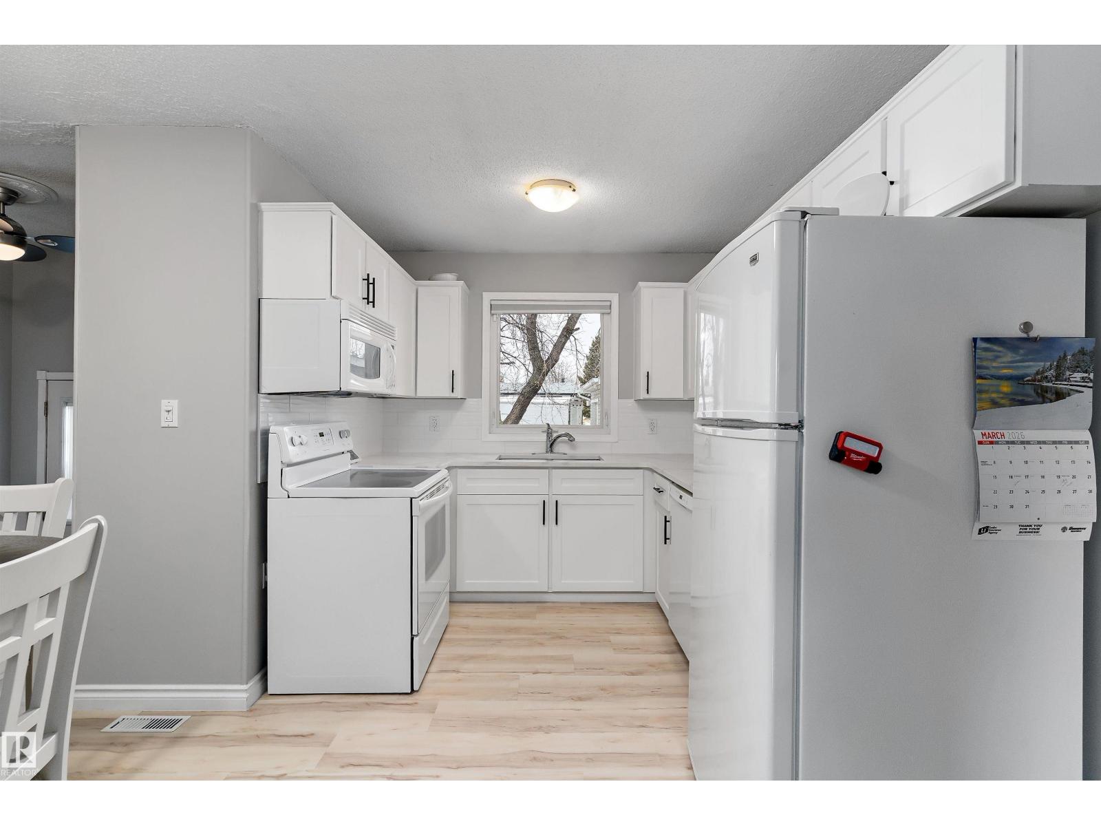 3742 53 St, Wetaskiwin, Alberta  T9A 2K7 - Photo 6 - E4478625