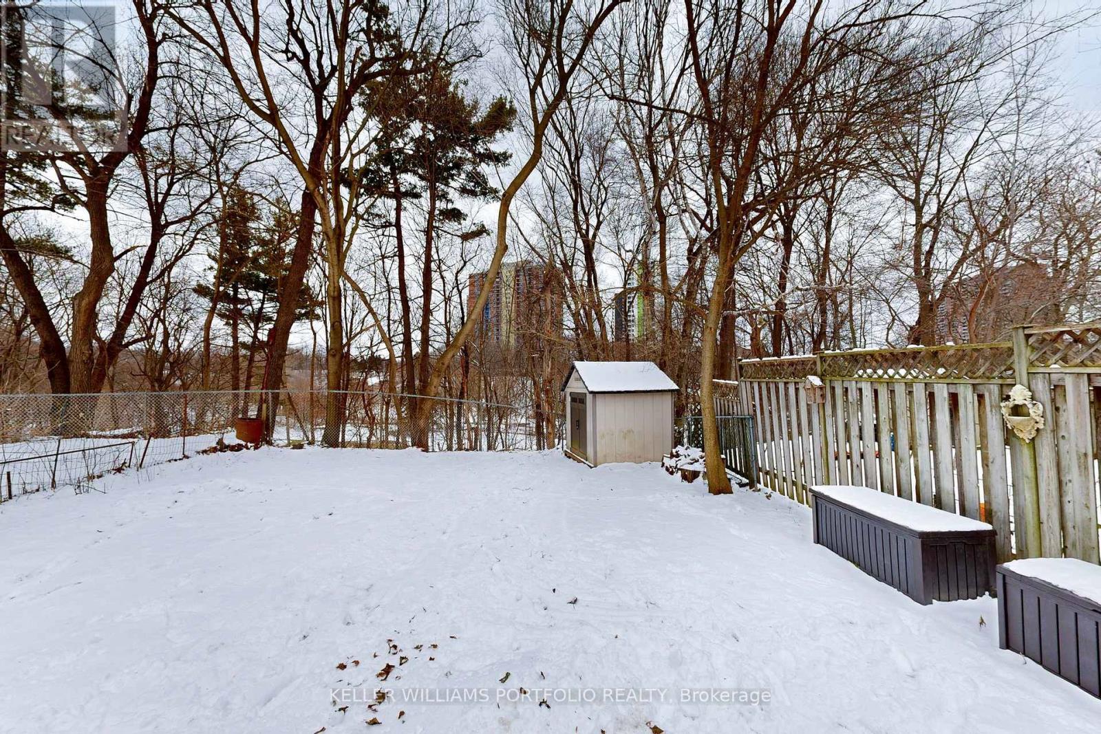 49 Dolphin Drive, Toronto, Ontario  M1L 1N5 - Photo 44 - E12899506