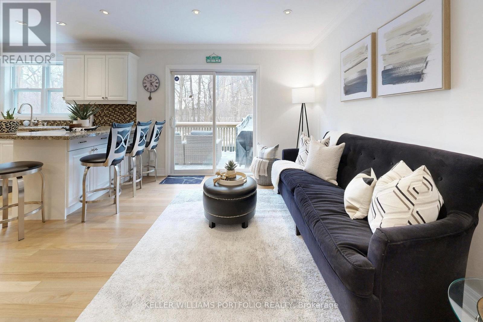 49 Dolphin Drive, Toronto, Ontario  M1L 1N5 - Photo 7 - E12899506