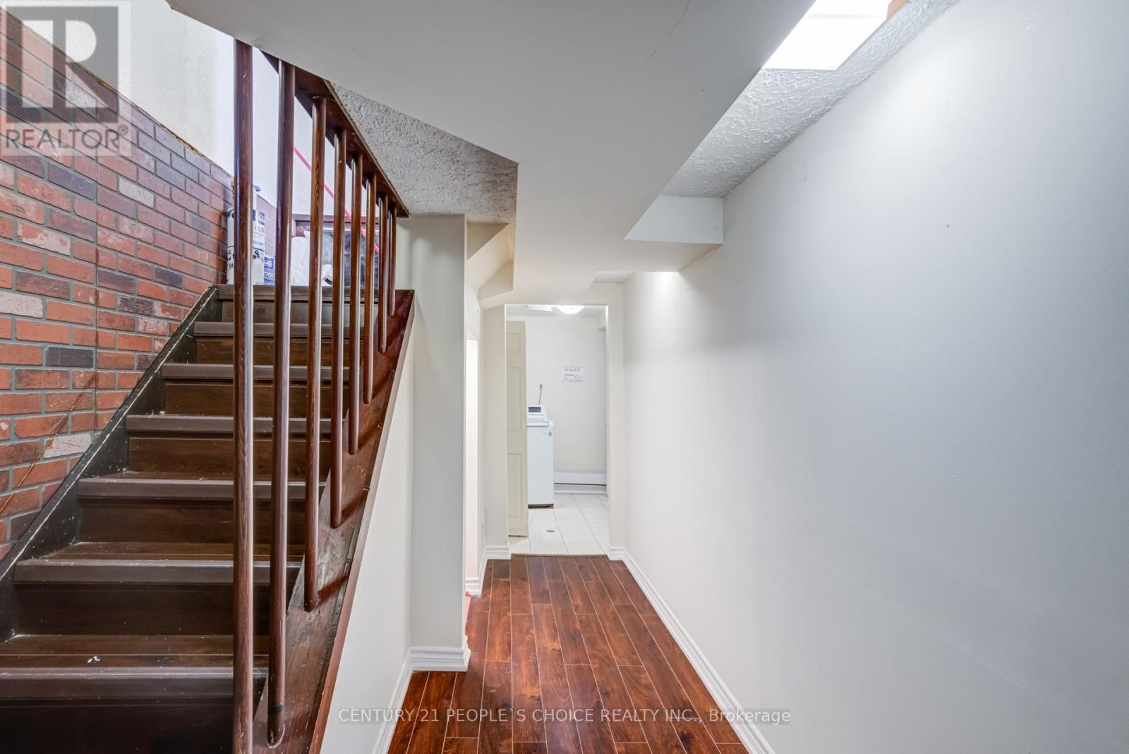 18 Hernon Court, Brampton, Ontario  L6S 2B9 - Photo 23 - W12844698