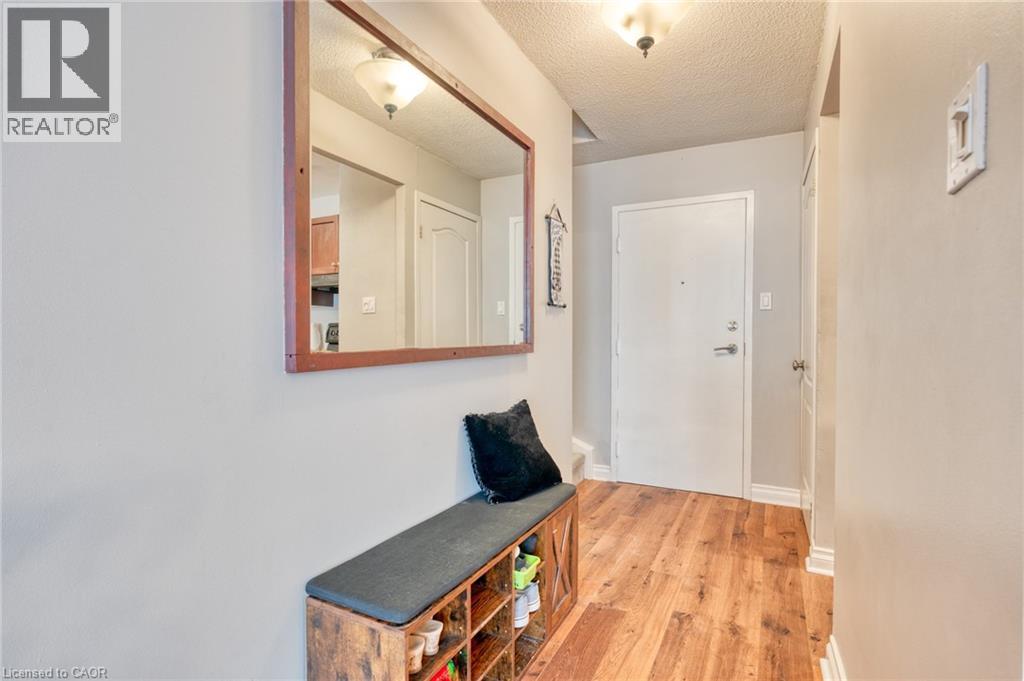 1036 Falgarwood Drive Unit# 79, Oakville, Ontario  L6H 2P3 - Photo 5 - 40800896