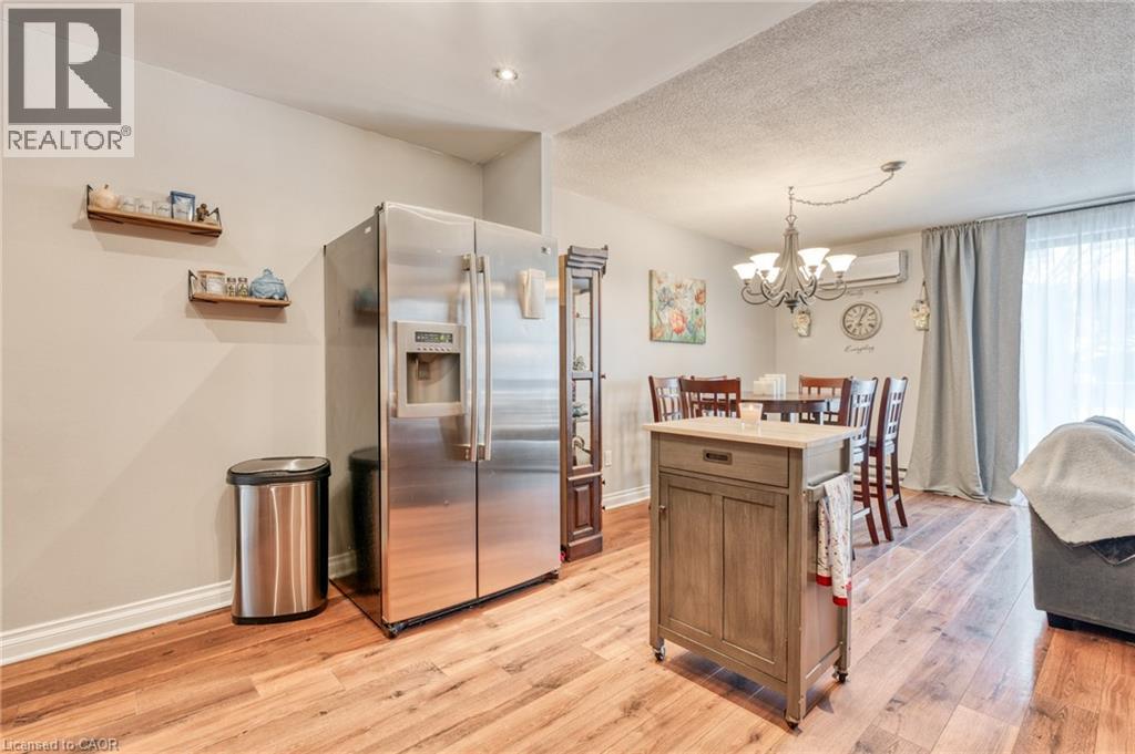 1036 Falgarwood Drive Unit# 79, Oakville, Ontario  L6H 2P3 - Photo 15 - 40800896