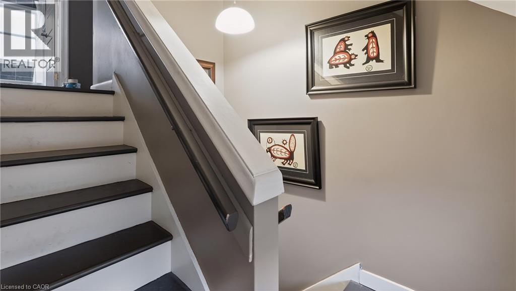 342 East 17th Street, Hamilton, Ontario  L9A 4M8 - Photo 15 - 40814059