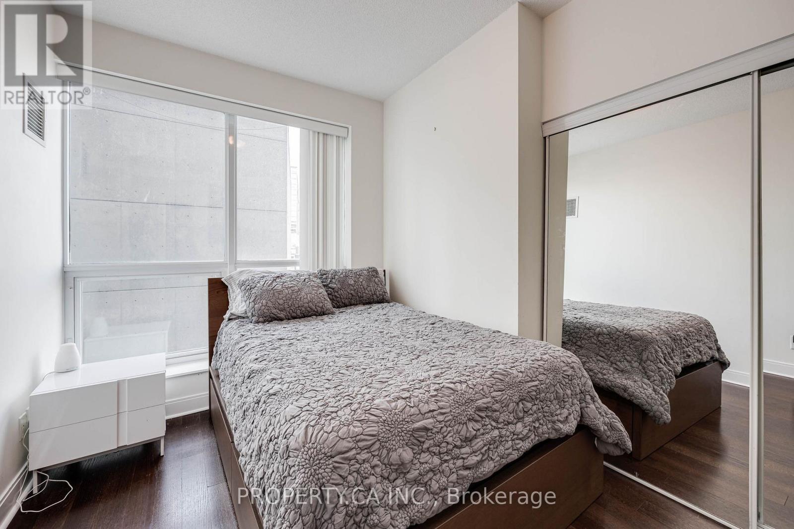 706e - 38 The Esplanade, Toronto, Ontario  M5E 1A5 - Photo 19 - C12907492