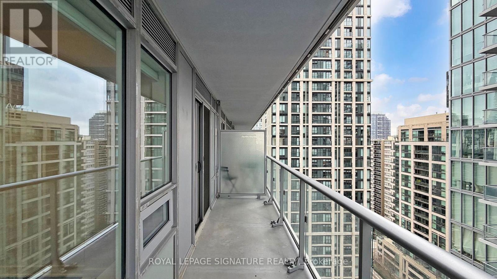 2016 - 195 Redpath Avenue, Toronto, Ontario  M4P 0E4 - Photo 11 - C12907496